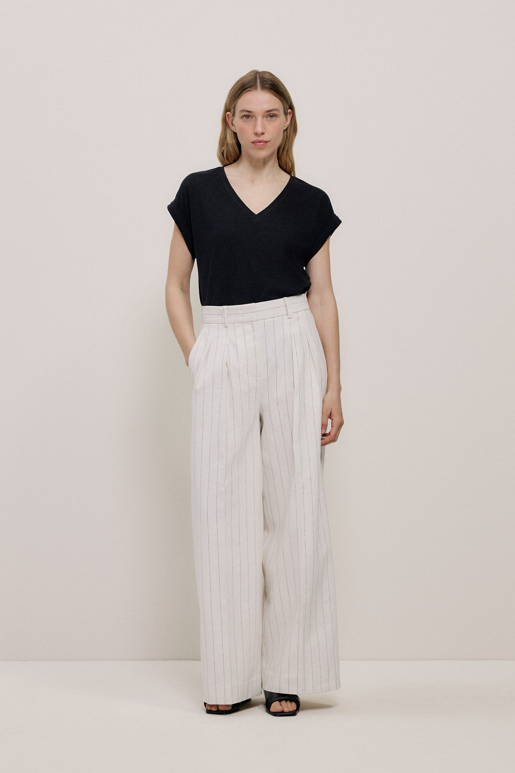 Linen Cotton V Neck T-shirt