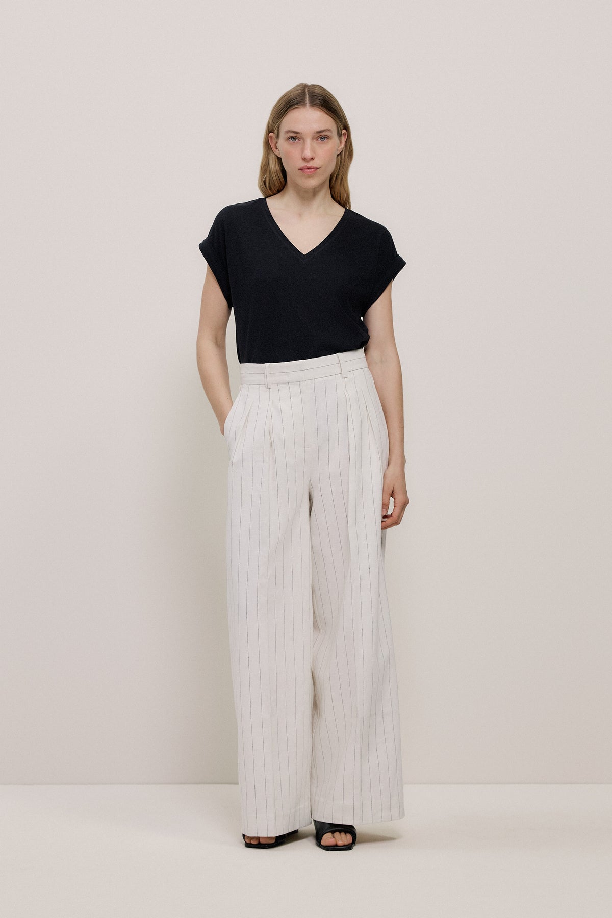 Linen Cotton V Neck T-shirt