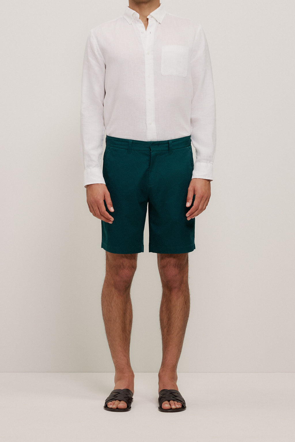Stretch Cotton Sateen Short