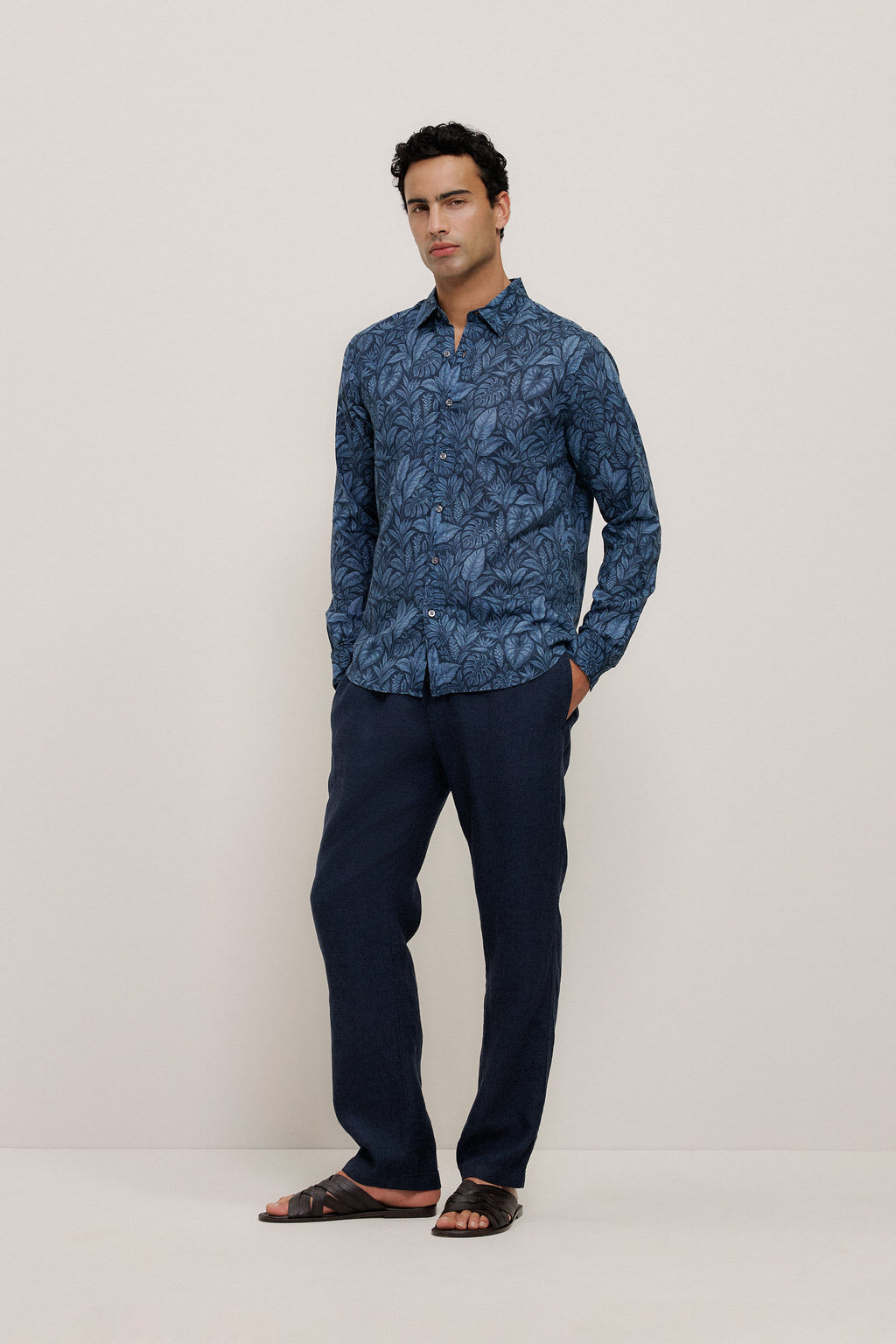 Yarn Dyed Linen Relaxed Drawcord Pant