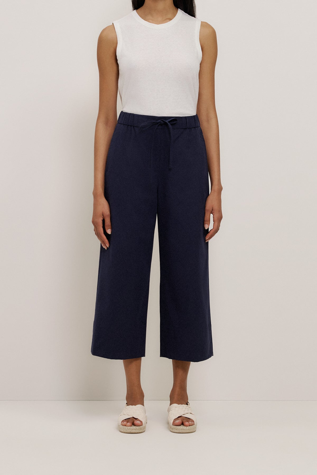 Cropped Drawcord Pant