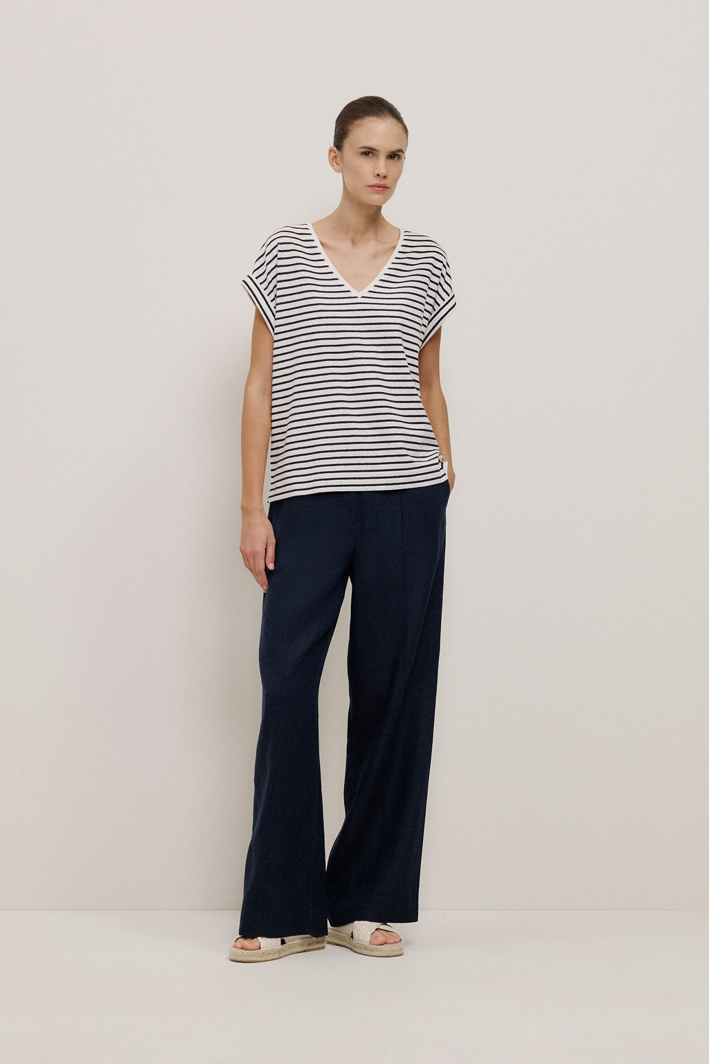 Linen Cotton V Neck T-shirt