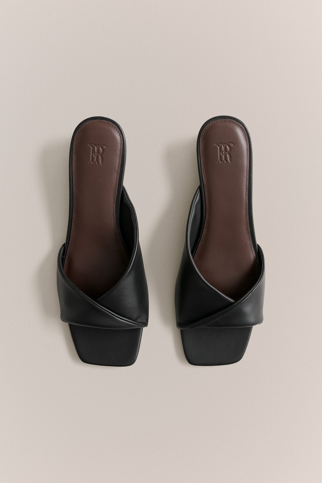 Salva Wedge Mule