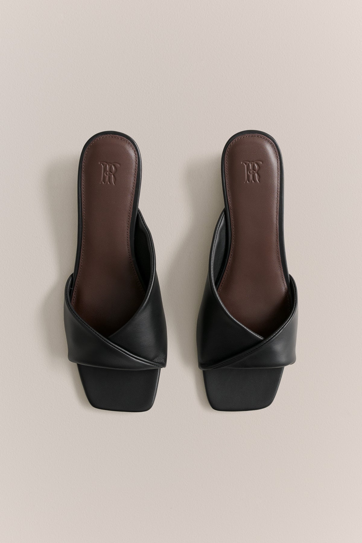 Salva Wedge Mule