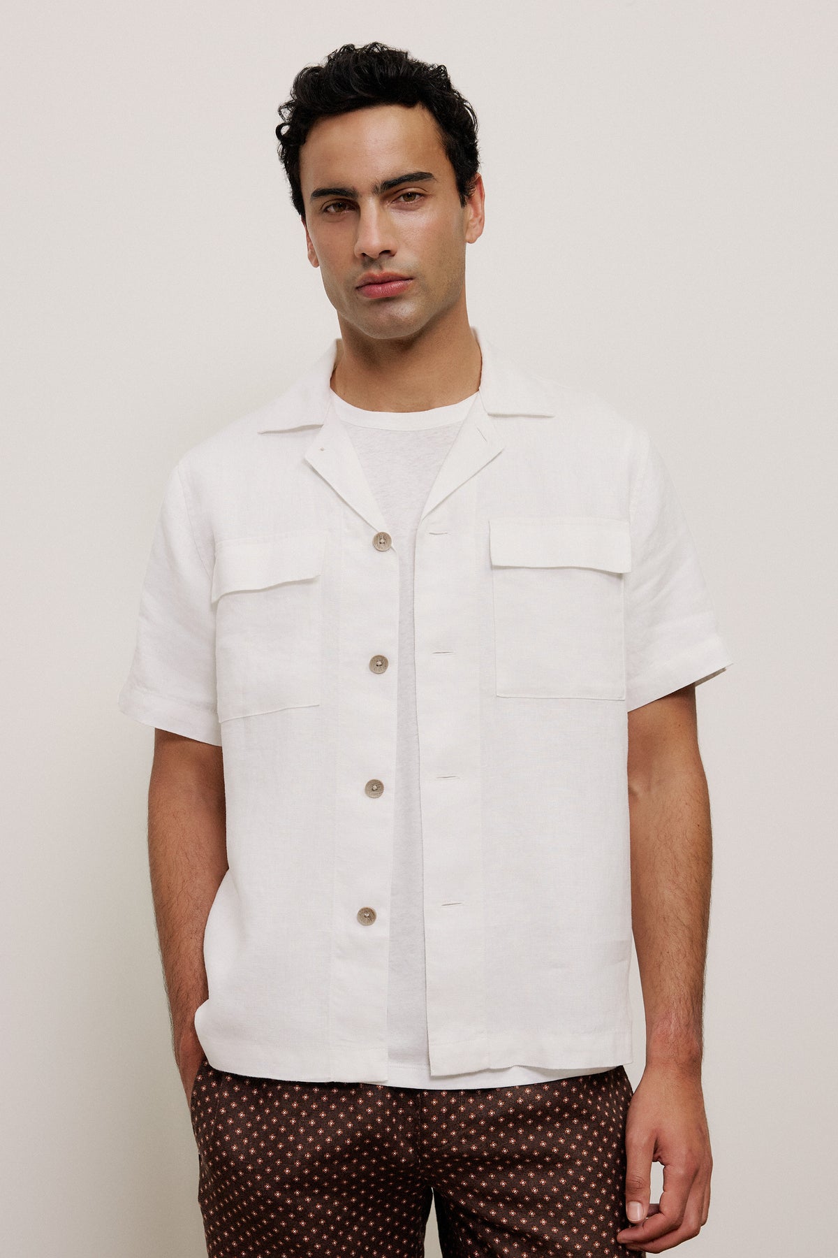 Linen Twin Pocket Short Sleeve Shirt