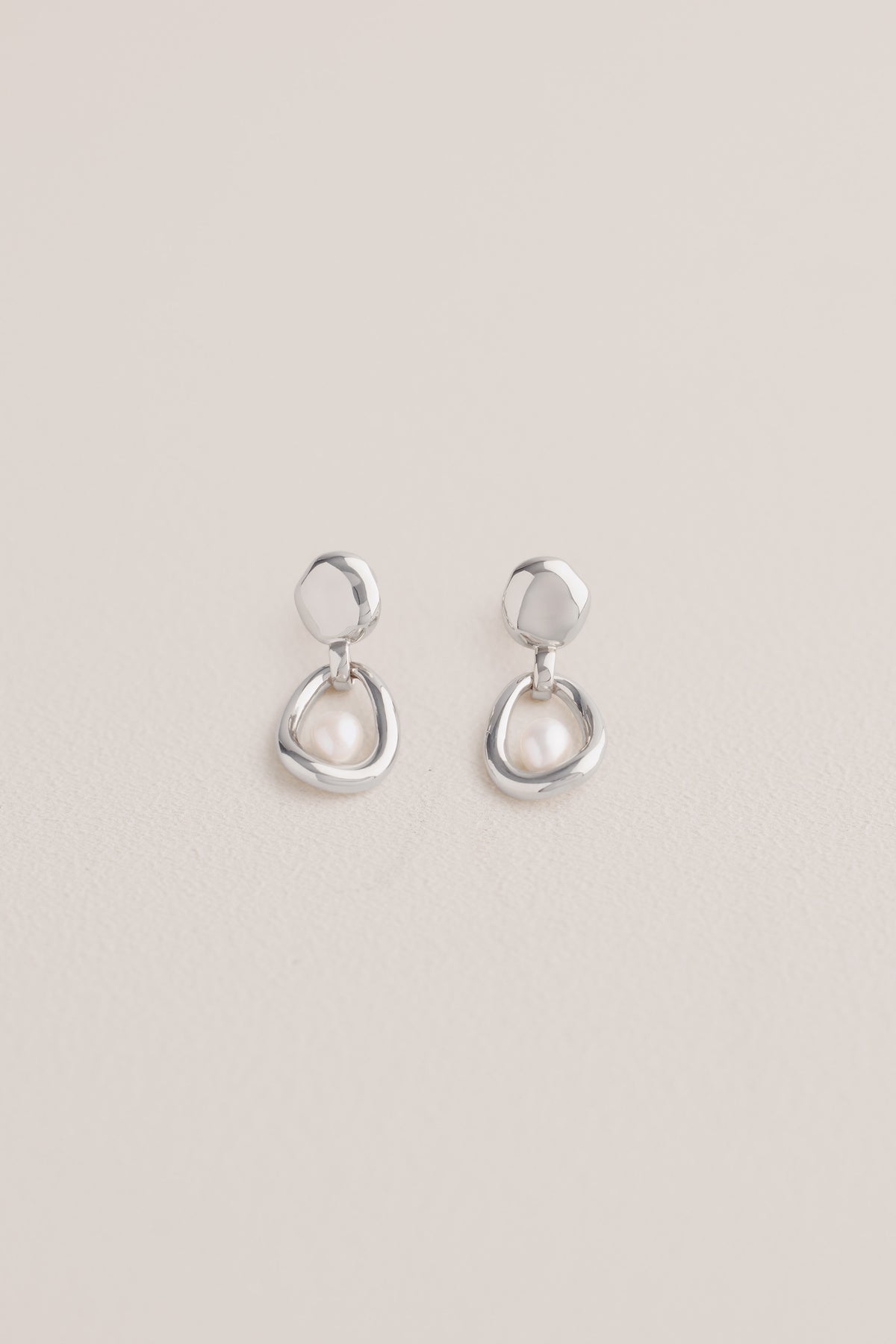 Mare Pearl Drop Earrings